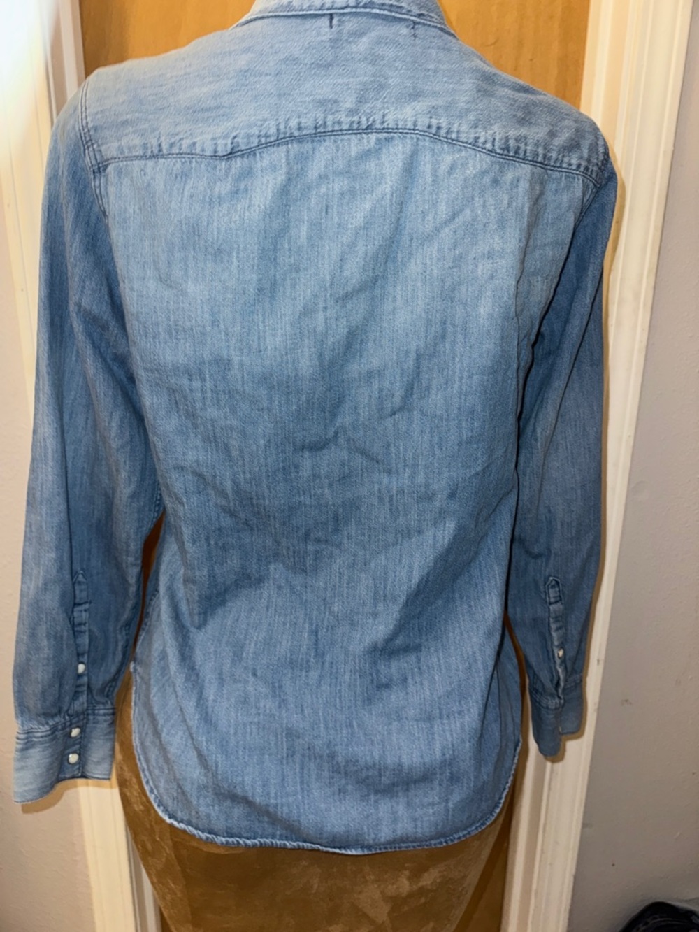 L.O.G.G Blue Denim Snap button-Down Shirt with Dual Chest Pockets, soft, Sz 16 - Picture 5 of 9